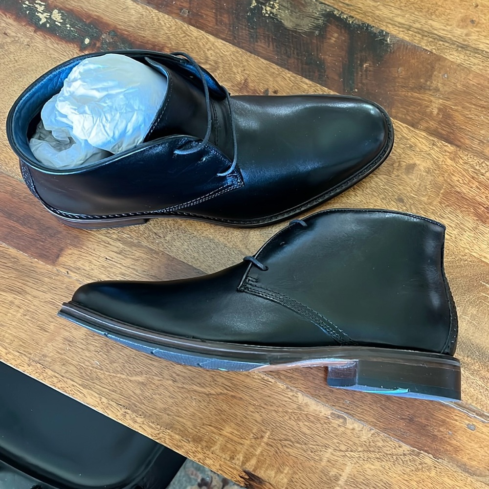 Johnston & Murphy Black Chukka Boots Like New worn once!